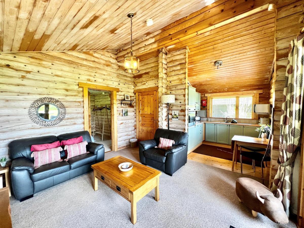 Lindley Log Cabin Lincoln Exterior photo