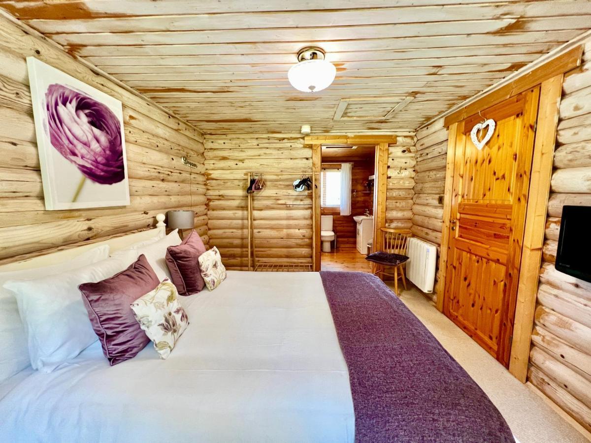 Lindley Log Cabin Lincoln Exterior photo